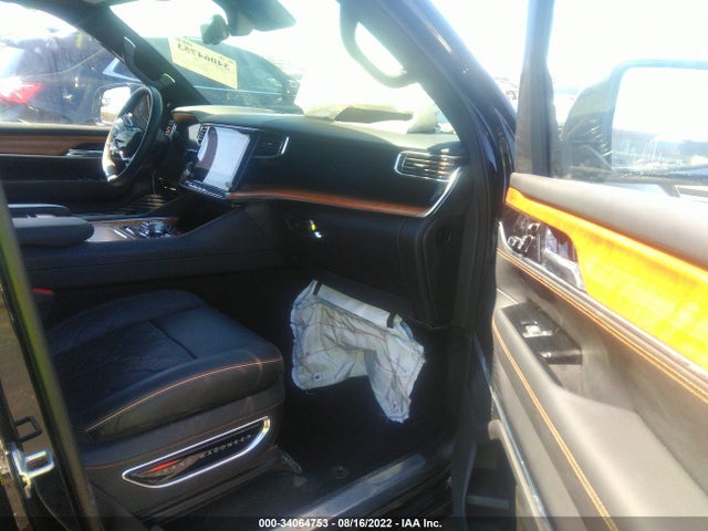 2022 Jeep Grand Wagoneer, VIN: 1C4SJVGJ5NS114203