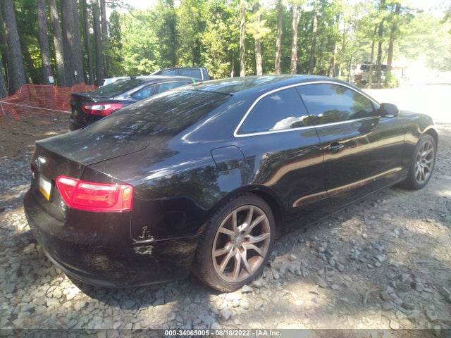 2010 AUDI A5 2.0L PREMIUM VIN: WAUCFAFR2AA057736