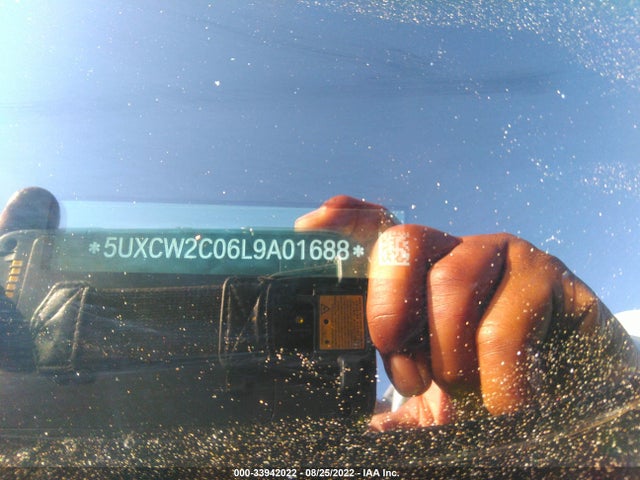 2020 BMW X7, VIN: 5UXCW2C06L9A01688