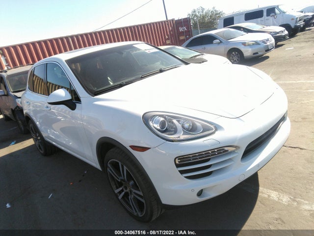 2014 Porsche Cayenne, VIN: WP1AA2A25ELA96869