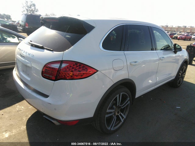2014 Porsche Cayenne, VIN: WP1AA2A25ELA96869