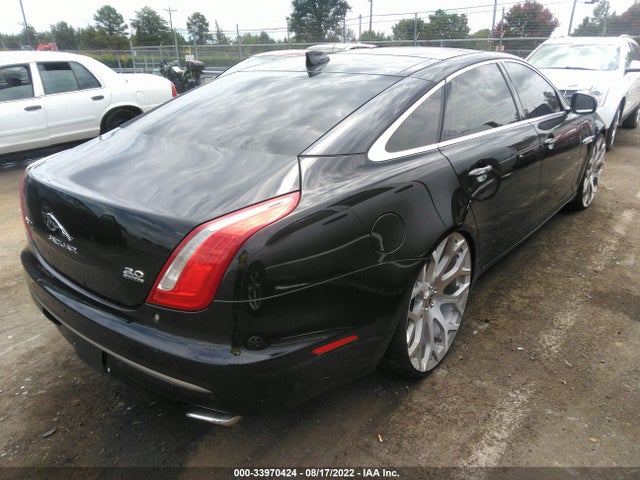 2016 Jaguar XJ, VIN: SAJWJ2GDXG8V96212