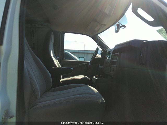 2017 CHEVROLET EXPRESS CARGO VAN VIN: 1GCWGAFF2H1149586