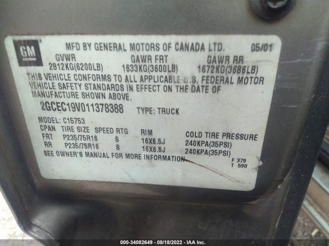 2001 CHEVROLET SILVERADO 1500 LS VIN: 2GCEC19V011378388