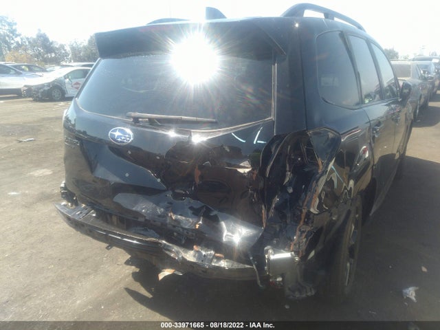 2018 Subaru Forester, VIN: JF2SJAGC7JH558928