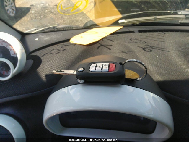 2016 Smart Fortwo, VIN: WMEFJ5DA3GK103582