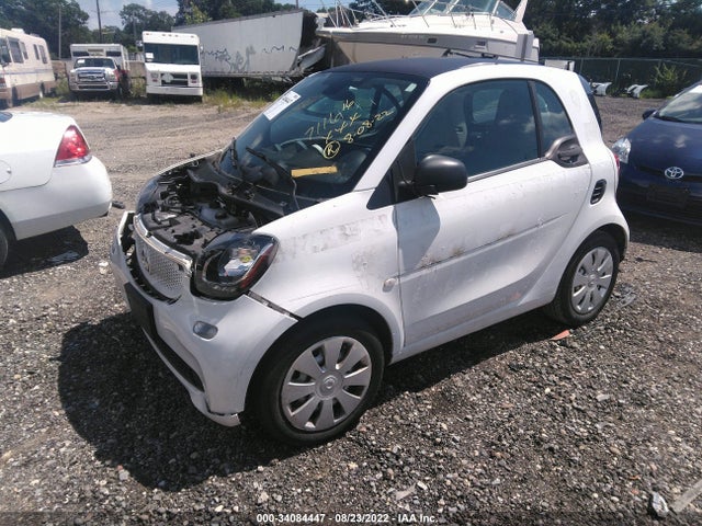 2016 Smart Fortwo, VIN: WMEFJ5DA3GK103582