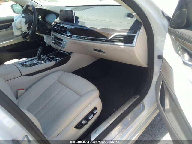 2021 BMW 7 Series, VIN: WBA7T2C02MCG37506