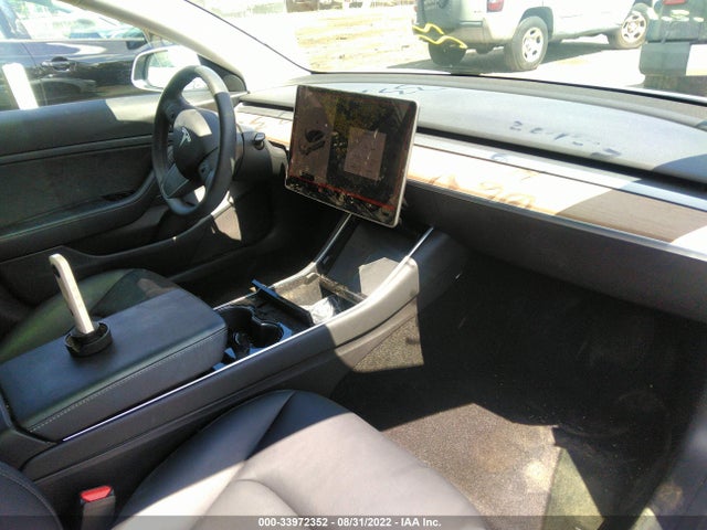 Tesla Model 3 Standard Range 2020 5YJ3E1EA7LF792725 Image 5