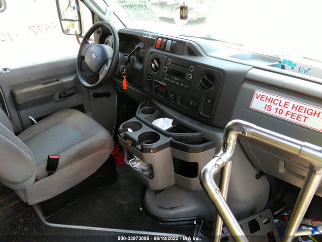 2018 FORD E-SERIES CUTAWAY 1FDFE4FSXJDC31067 Photo 4