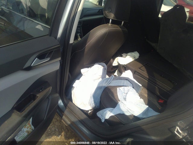 2022 Volkswagen Taos, VIN: 3VVLX7B23NM004548