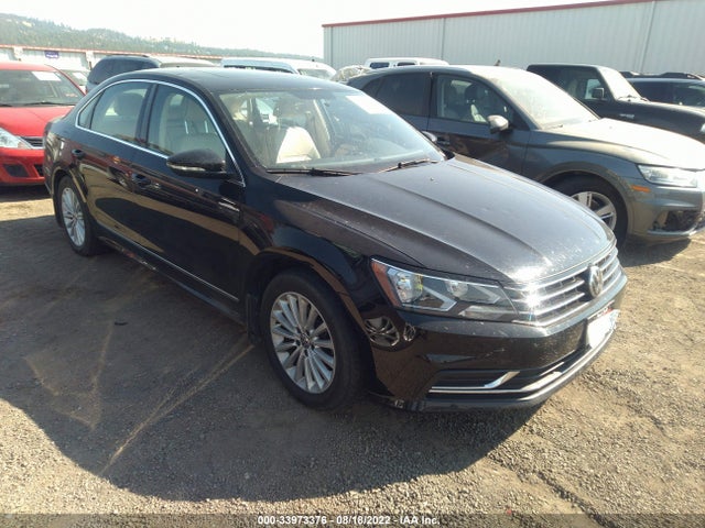 2016 Volkswagen Passat, VIN: 1VWBT7A36GC008630