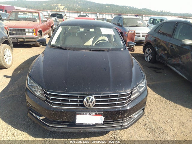 2016 Volkswagen Passat, VIN: 1VWBT7A36GC008630