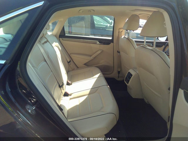 2016 Volkswagen Passat, VIN: 1VWBT7A36GC008630