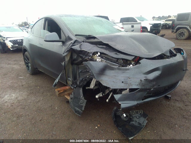 2021 Tesla Model Y, VIN: 5YJYGDEE9MF275531