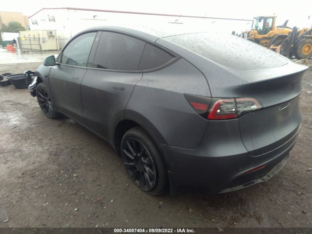 2021 Tesla Model Y, VIN: 5YJYGDEE9MF275531