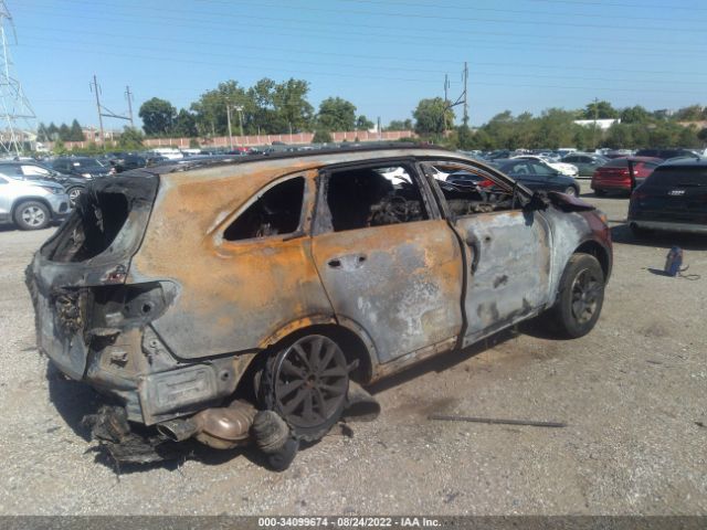 5XYPG4A38JG418747 KIA SORENTO LX
