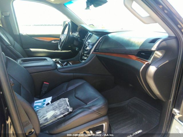2019 CADILLAC ESCALADE ESV 1GYS3HKJ5KR127985 Photo 4