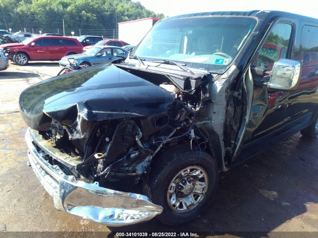 2017 Nissan NV, VIN: 5BZAF0AA3HN851587
