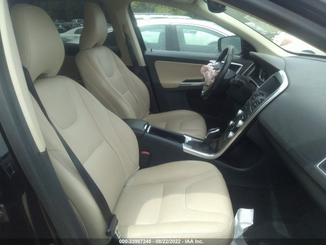 2016 Volvo XC60, VIN: YV440MDK3G2853377