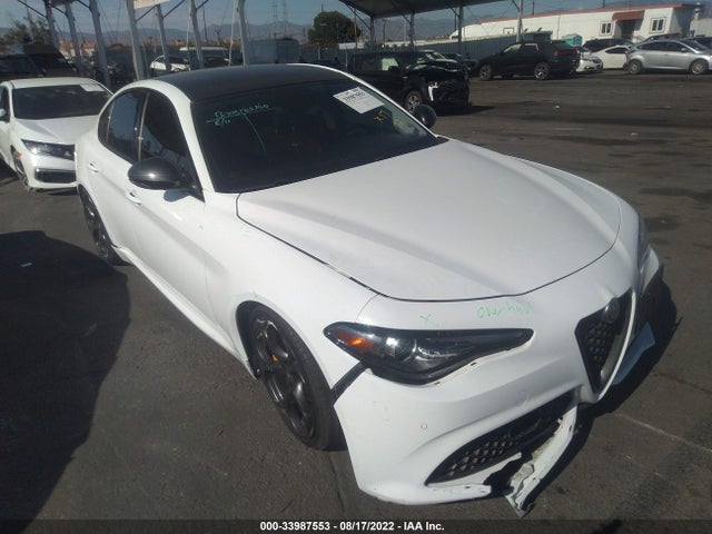2019 Alfa Romeo Giulia, VIN: ZARFAMBN6K7600870