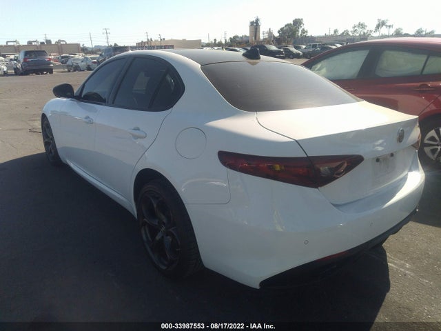 2019 Alfa Romeo Giulia, VIN: ZARFAMBN6K7600870