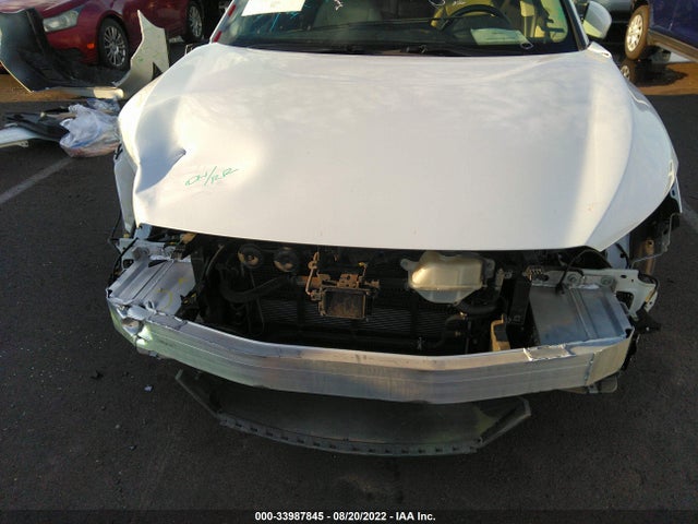 2019 Honda Clarity, VIN: JHMZC5F39KC003542