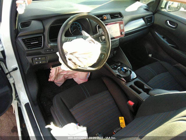 2022 Nissan Leaf, VIN: 1N4AZ1CV9NC557637