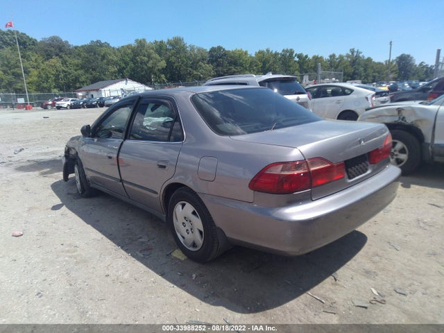 2000 HONDA ACCORD SDN LX VIN: 1HGCG1642YA038250