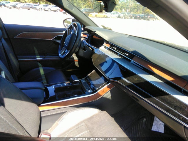 2019 Audi A8, VIN: WAU8DAF86KN010691