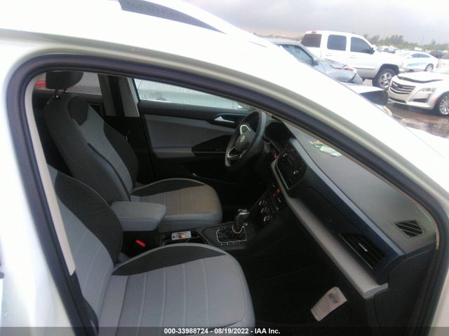 2022 Volkswagen Taos, VIN: 3VVTX7B29NM018275