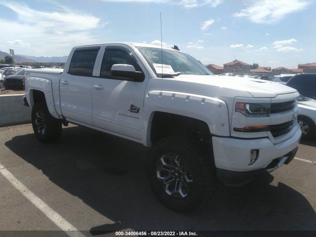 Chevrolet Silverado 2018 3GCUKREC4JG290551 Image 14