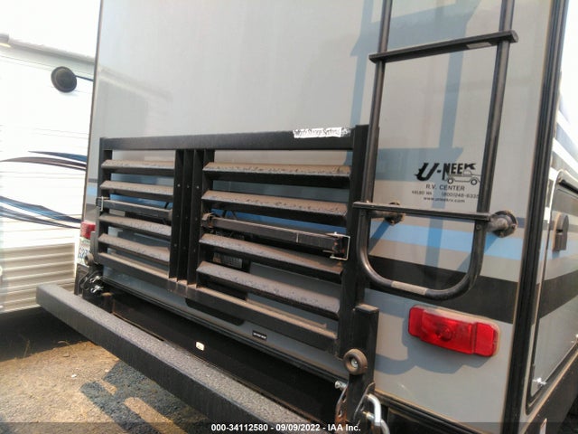 2018 SURVEYOR BY FOREST R 247BHDS VIN: 4X4TSVB20J2476400