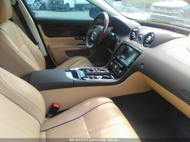 2017 Jaguar XJ, VIN: SAJWA1C70H8W09433