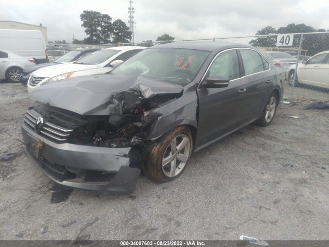 Volkswagen Passat 2015 1VWAS7A38FC103641 Image 2