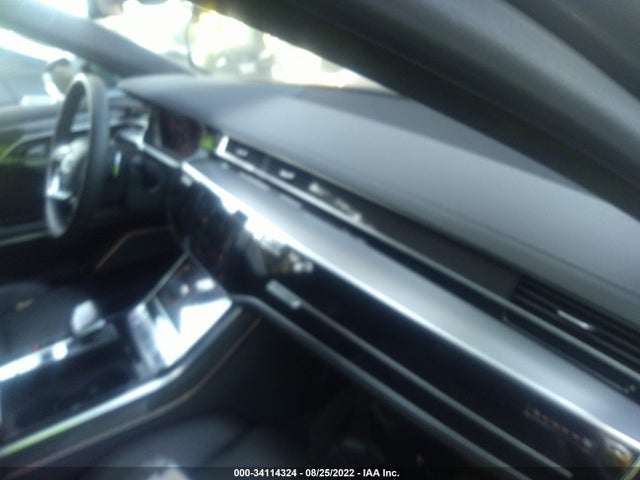 2020 Audi S8, VIN: WAU8SAF83LN005813