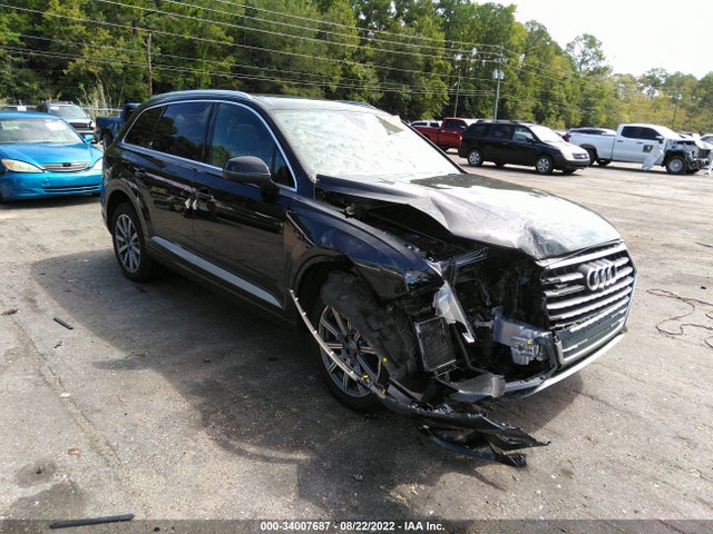 Audi Q7 Prestige 2017 WA1VAAF75HD055796 Image 1