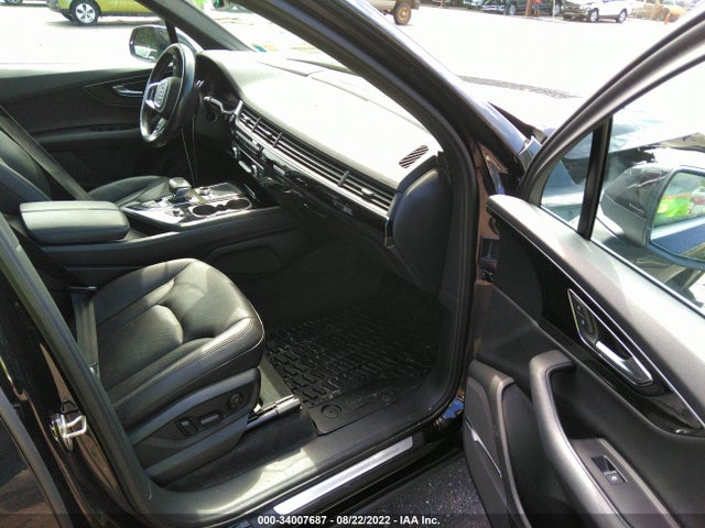 Audi Q7 Prestige 2017 WA1VAAF75HD055796 Image 5