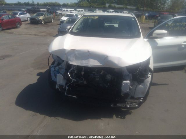 JN1BJ1BW9MW437613 Nissan Rogue Sport Sv