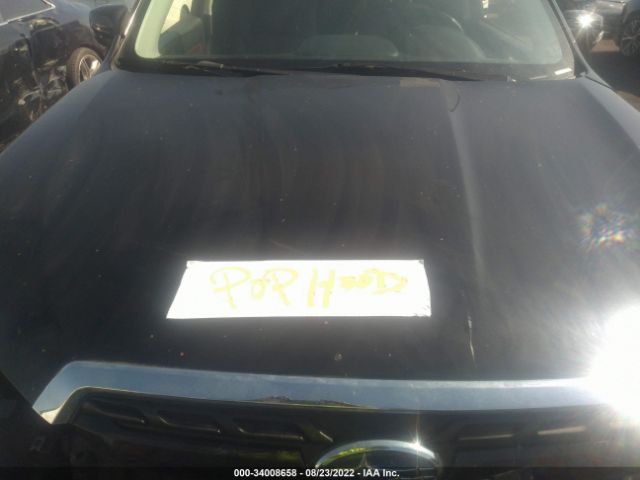 JF2SJGWC8JH616985 Subaru Forester Touring