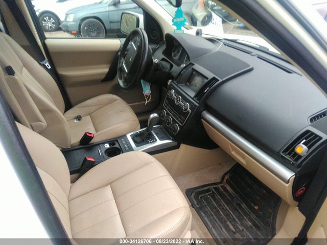 2015 Land Rover LR2, VIN: SALFJ2BG1FH422066