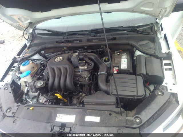 3VW2K7AJ7FM324245 Volkswagen Jetta 2.0l S