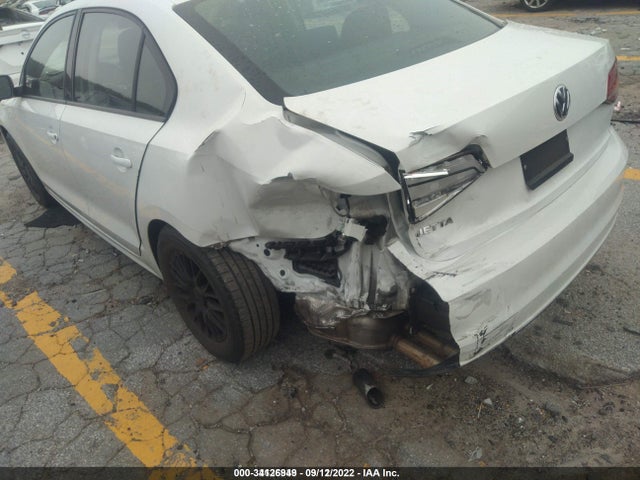 3VW2K7AJ7FM324245 Volkswagen Jetta 2.0l S