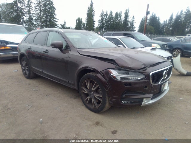 2017 Volvo V90, VIN: YV4A22NL8H1001610
