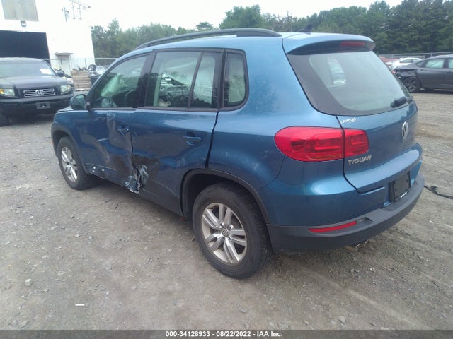2017 VOLKSWAGEN TIGUAN VIN: WVGAV7AX4HK021407