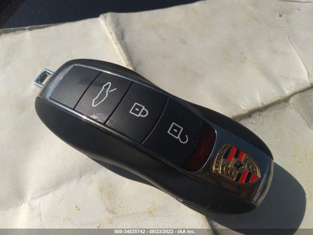 2015 Porsche 911, VIN: WP0AD2A95FS160308