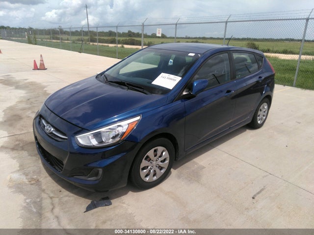 Hyundai ACCENT SE 2017 KMHCT5AE0HU314906 Image 2