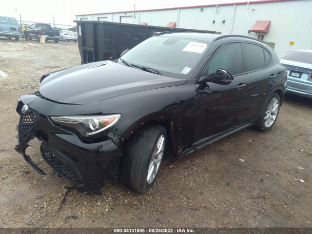 2019 Alfa Romeo Stelvio, VIN: ZASPAKBN5K7C29940