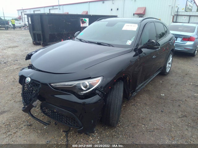 2019 Alfa Romeo Stelvio, VIN: ZASPAKBN5K7C29940