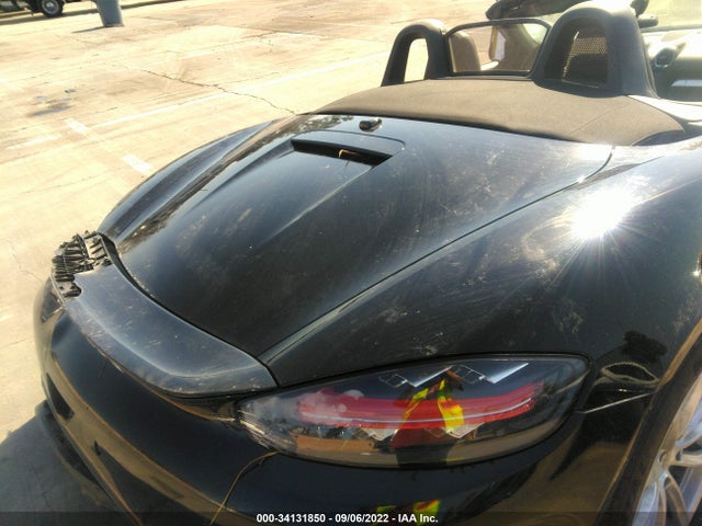 2018 Porsche 718, VIN: WP0CA2A81JS210736